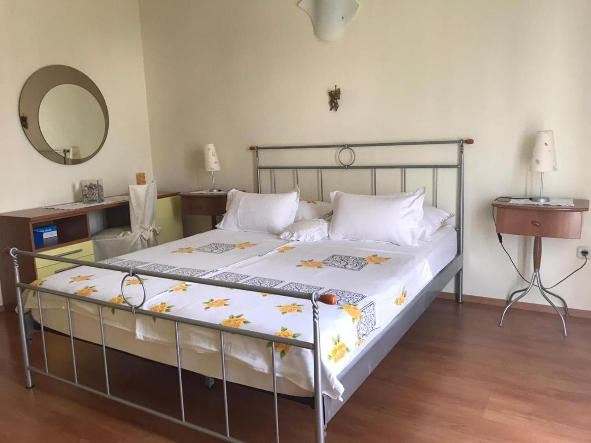 Apartmani Katarina โบล ภายนอก รูปภาพ