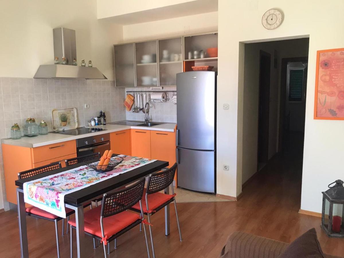 Apartmani Katarina โบล ภายนอก รูปภาพ