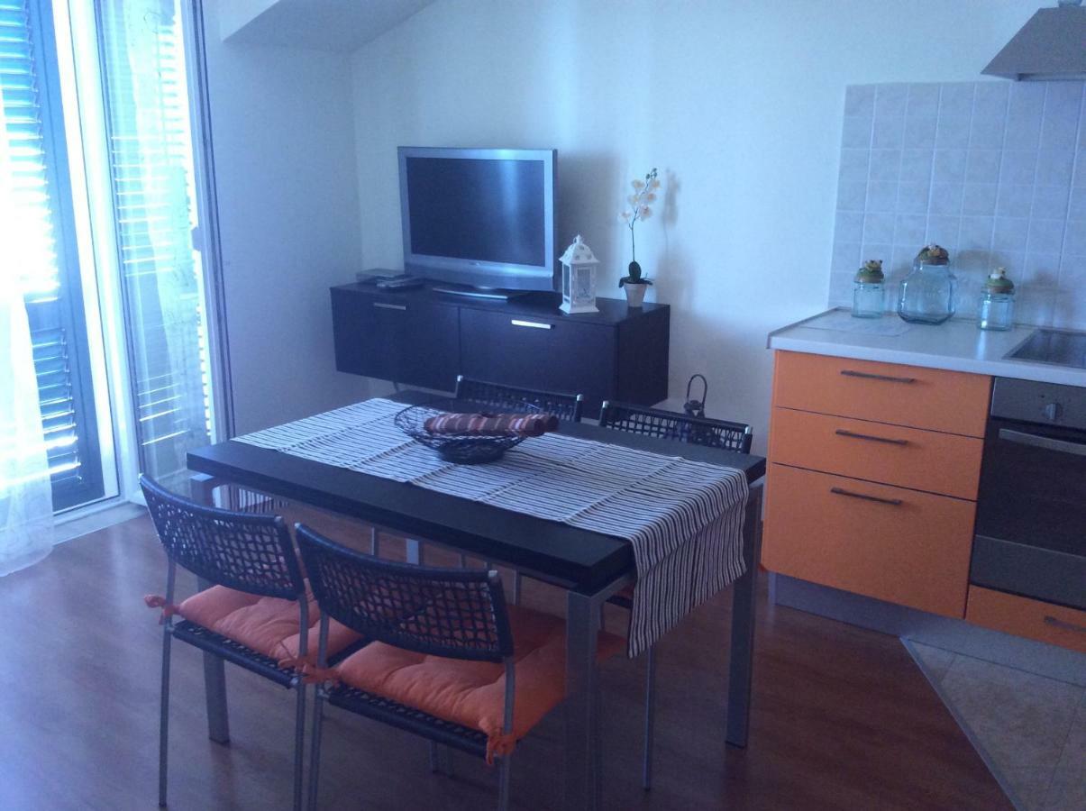 Apartmani Katarina โบล ภายนอก รูปภาพ
