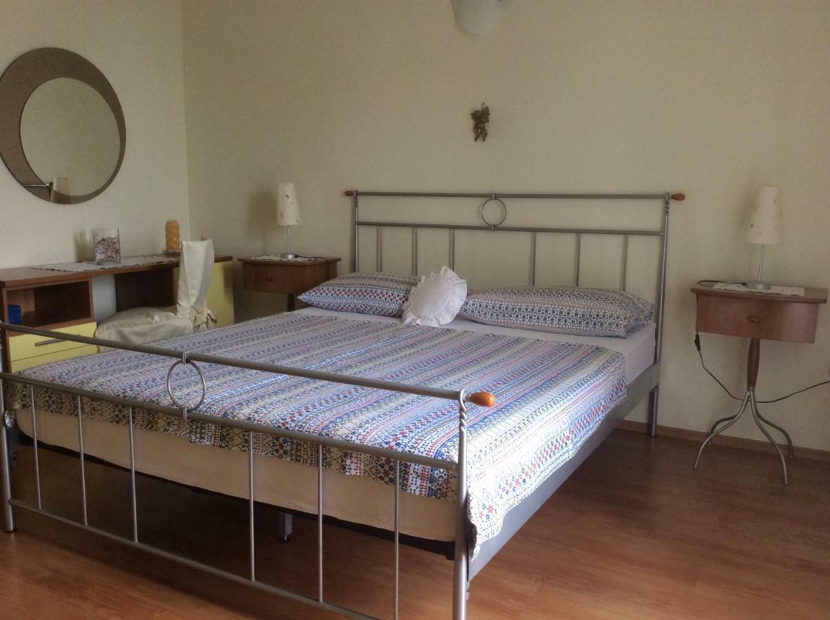 Apartmani Katarina โบล ภายนอก รูปภาพ