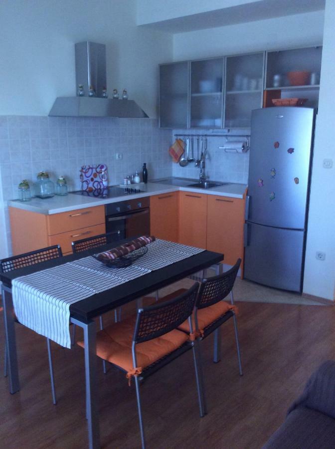 Apartmani Katarina โบล ภายนอก รูปภาพ